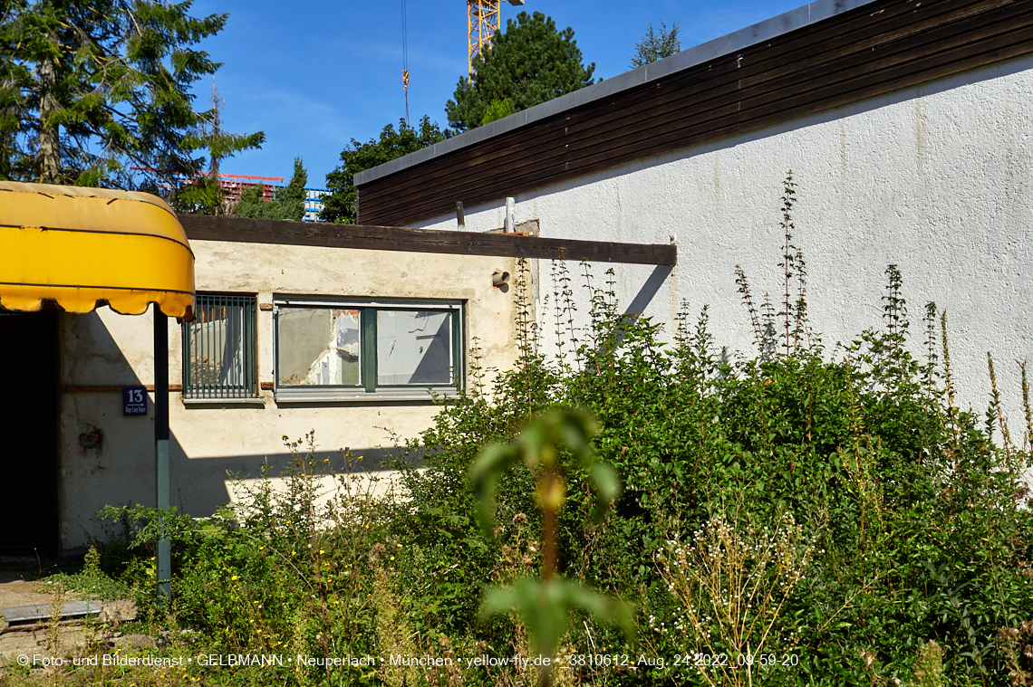 24.08.2022 - Baustelle an der Niederalmstraße 16 und Hugo-Lang-Bogen 13 in Neuperlach-Trudering